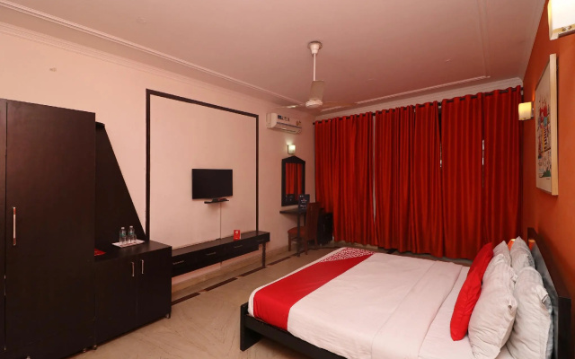 OYO 40670 Hare Rama Guest House