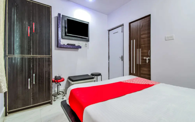 Rp Palace By OYO Rooms