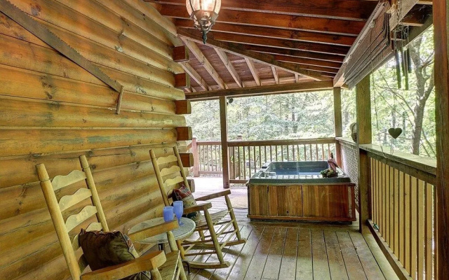 Hillside Haven 1 Bedroom 1 Bathroom Cabin