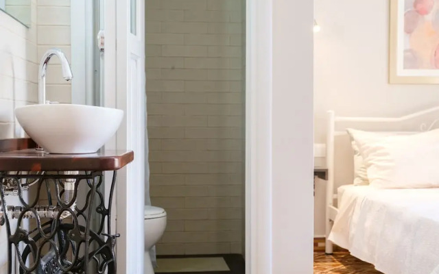 Grandma's Chic Home in Chania Venetian Harbor