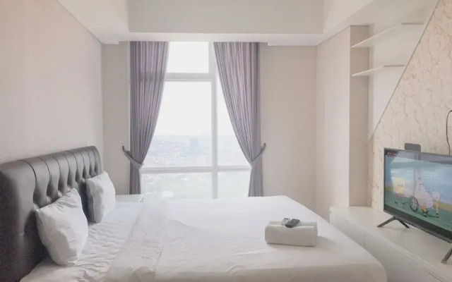 Strategic 2Br With City View At Grand Sungkono Lagoon Apartment