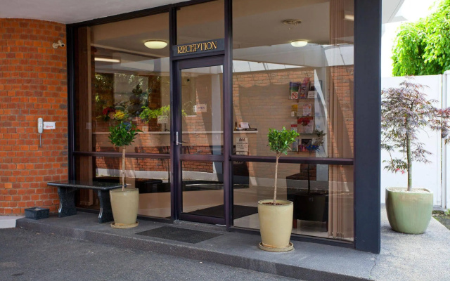 Connells Motel & Serviced Apartments