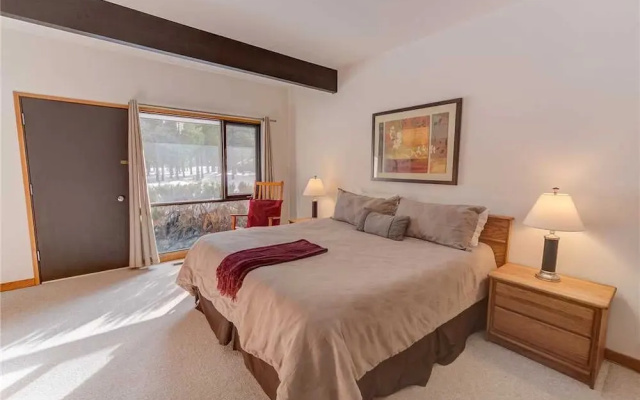 Meadow Private Vacation Home Condo 70