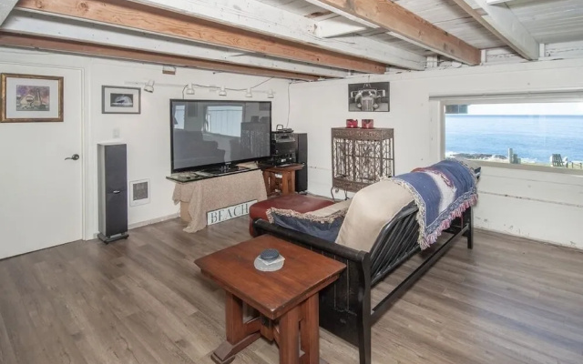 Pelican's Landing 2 Bedroom Home