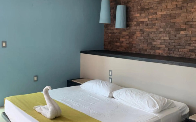 Blvd Hotel