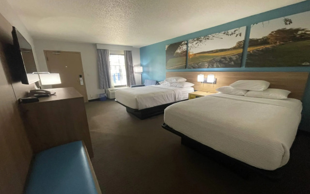 Days Inn & Suites by Wyndham York