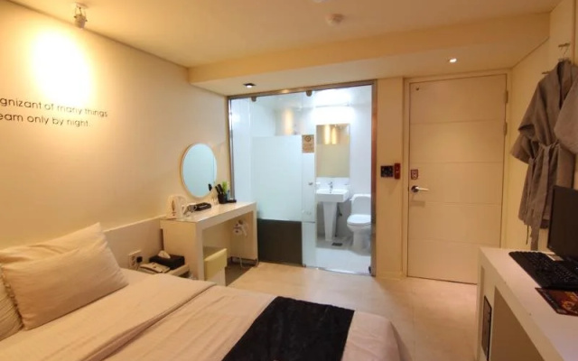 Jongro HOTEL LABOUM
