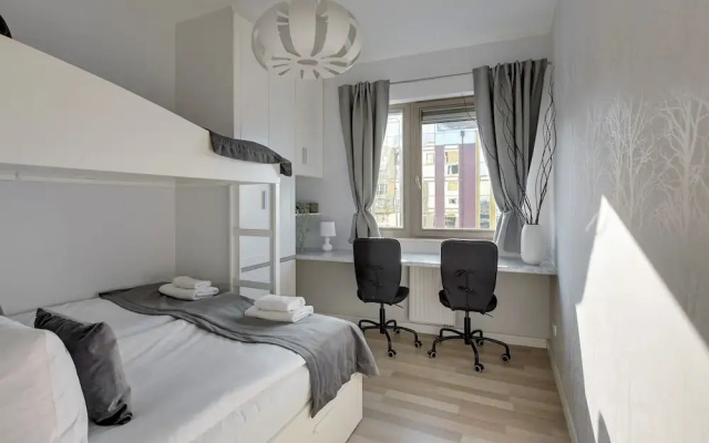 Waterlane Riverside - SPA, Pool, Gym & Parking by Downtown Apartments