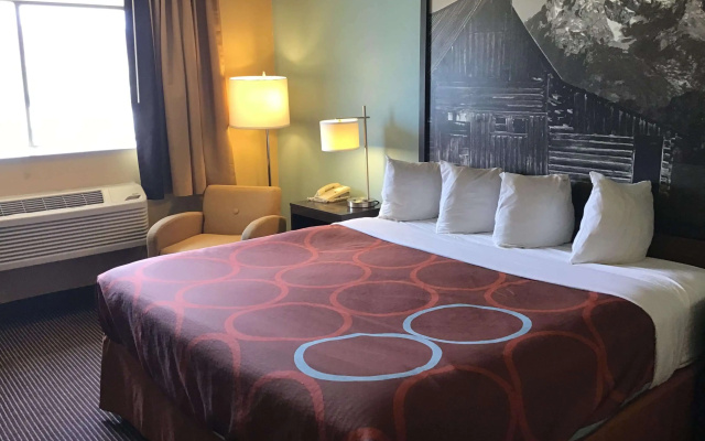 Super 8 by Wyndham Casper East/Evansville