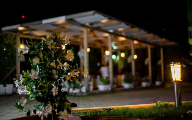 Kadrisa Hotel