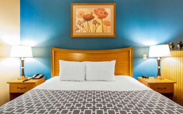 Econo Lodge Inn & Suites Rockmart