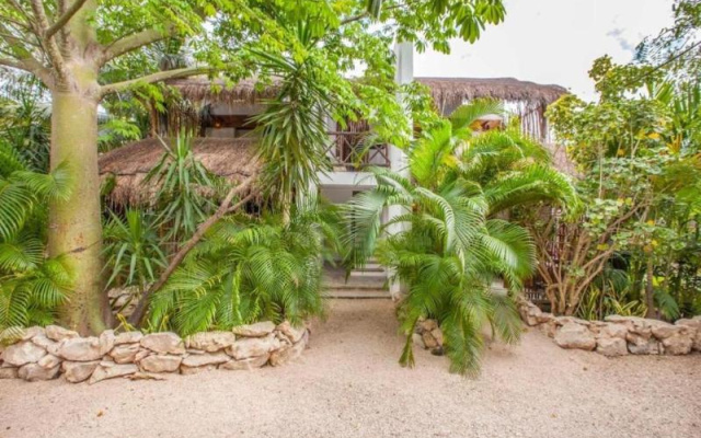 Icastico Tulum