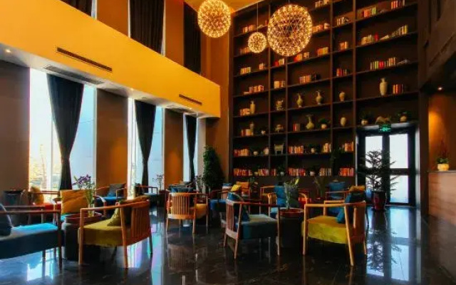 Yipoyunshi Hotel, wutong Street Subway Station, Zhengzhou University