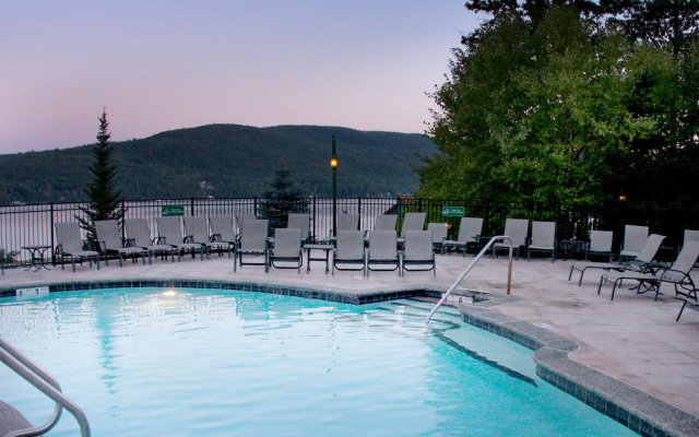 Lodges At Cresthaven