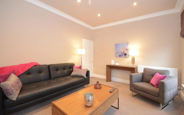 Lucy's Lodge- Most Stylish Apartment On Vibrant Bishy Road