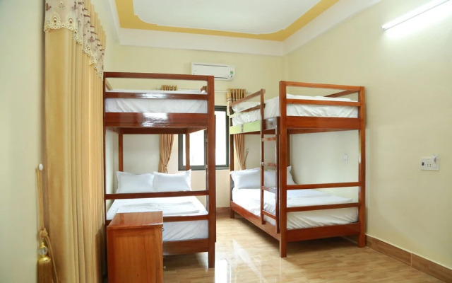 Co Cuc Hotel - Hostel