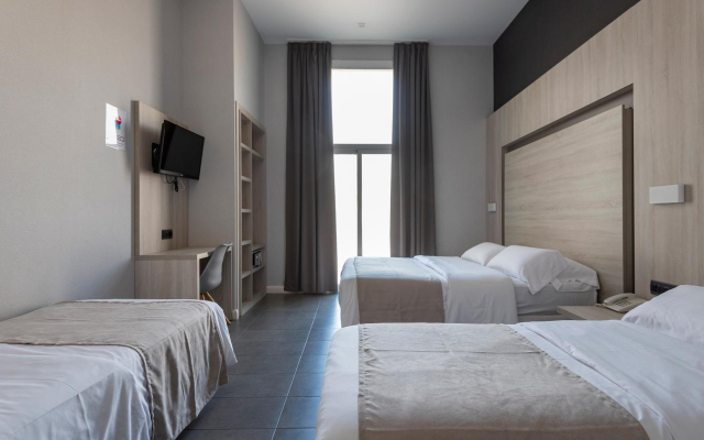 Plaza Goya Rooms