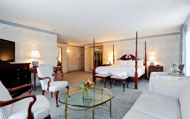 The Farmington Inn & Suites