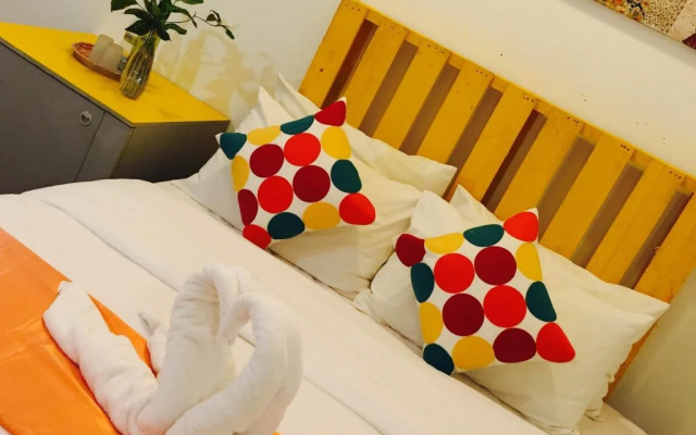 Fifty Six Guest House - Hostel