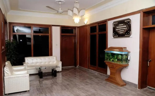 Hotel Aarsh Palace