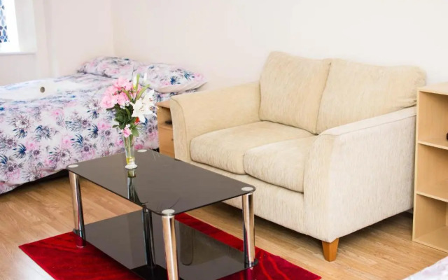 Queen Guest house