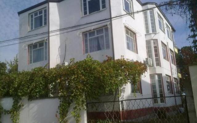 Отель Prima Guest House 2 Болгария, Генерал-Кантраджиево - отзывы, цены и фото номеров - забронировать отель Prima Guest House 2 онлайн вид на фасад