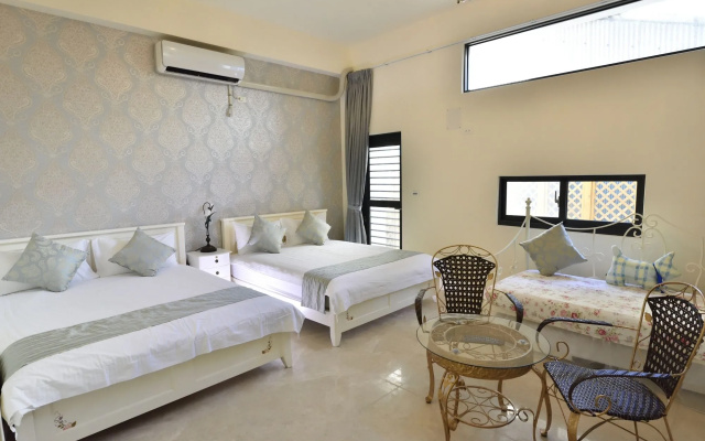 Avenue B&B