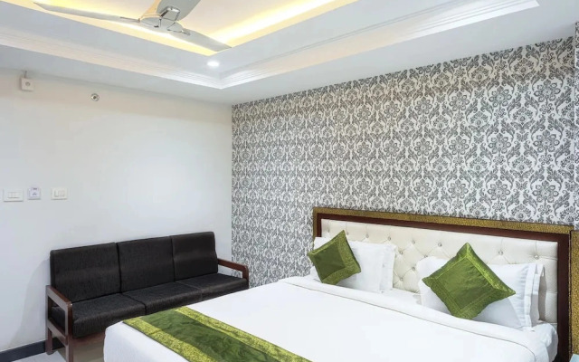 The Empire Hotel