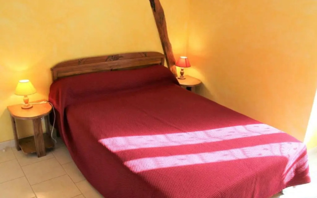 Gite Azerat, 4 pièces, 6 personnes - FR-1-616-138