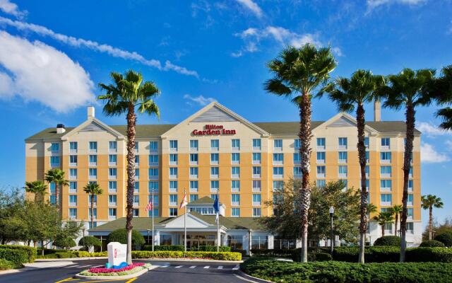 Отель Hilton Garden Inn Orlando at SeaWorld вид на фасад