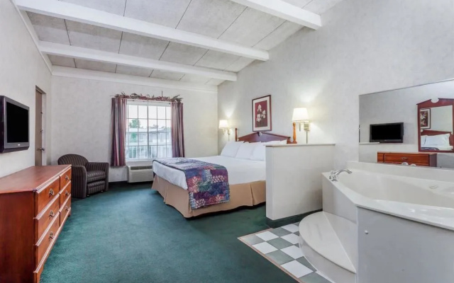 Days Inn & Suites Lexington
