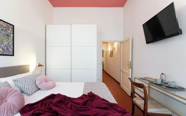 Pitti - Flo Apartments, Charme su Piazza Pitti
