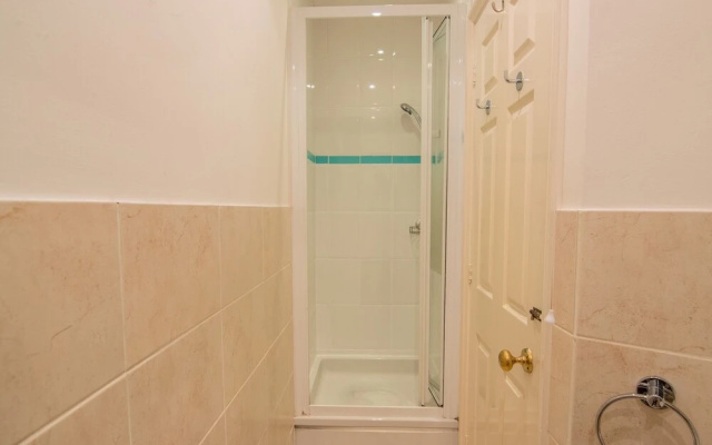 1 Bed Flat 7-min Walk From Temple Meads