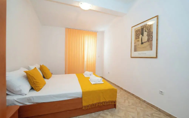 Apartments Adela III