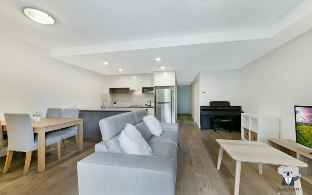 KOZYGURU Waitara 2 Bed APT Train Station