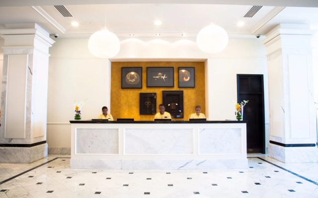 Grand Papua Hotel