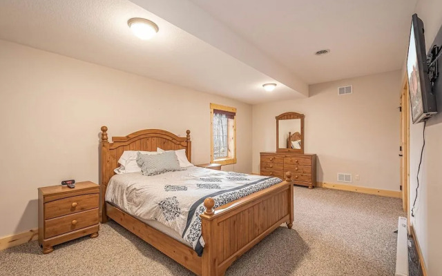 Rockledge Manor by Taylor Made Deep Creek