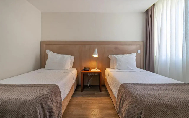Hotel Porto Mar