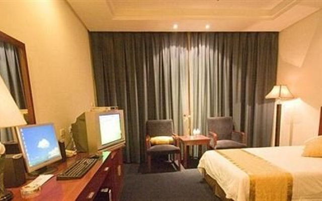 Qingyang Xifeng Hotel