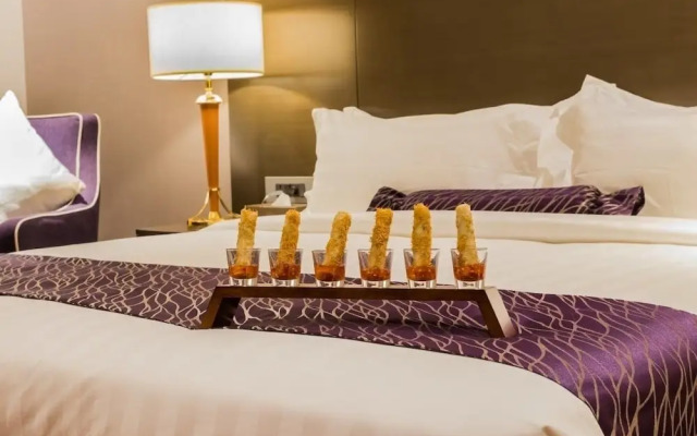 Amara Gateway Hotel