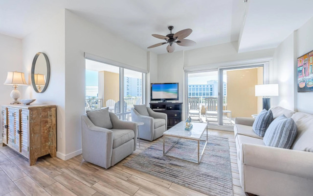Luau II 6231/6233 - flr2 - 2BR 2BA - (7)