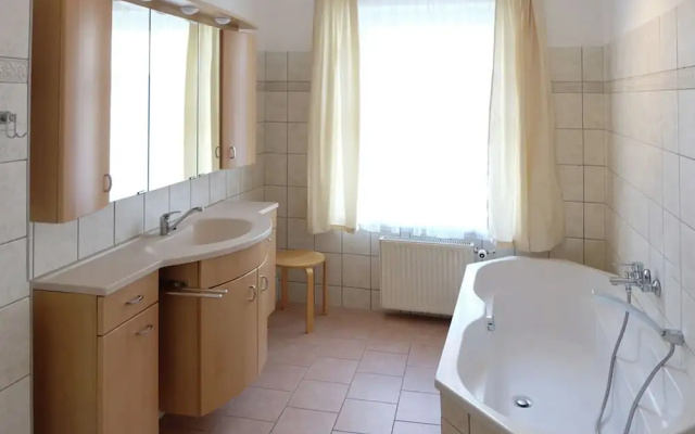Modern Apartment in Stralsund near the Forest