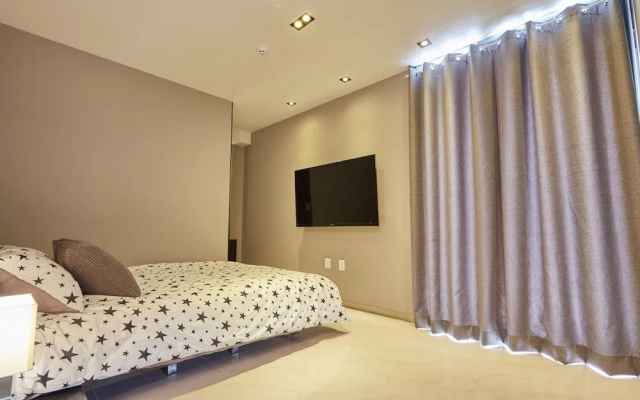 Haru Hotel & Guesthouse - Hostel
