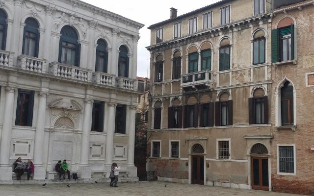 Отель Friendly Venice Suites Италия, Венеция - отзывы, цены и фото номеров - забронировать отель Friendly Venice Suites онлайн
