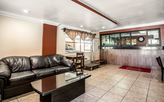 Econo Lodge Pico Rivera