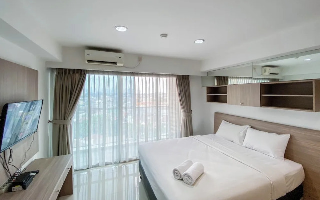 Homey And Nice Studio Tamansari The Hive Apartment