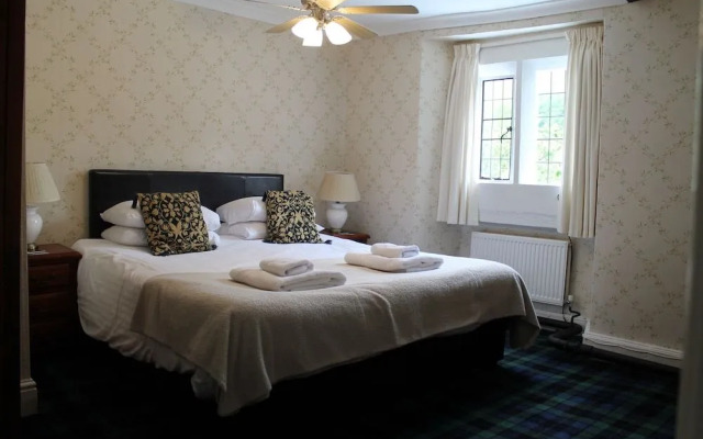 Old Court Hotel
