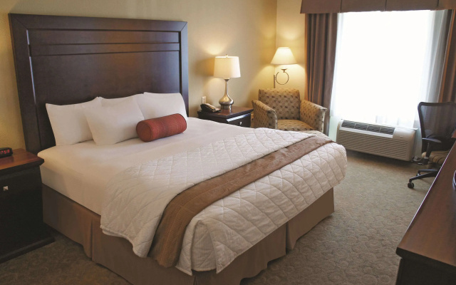 La Quinta Inn & Suites by Wyndham Bismarck