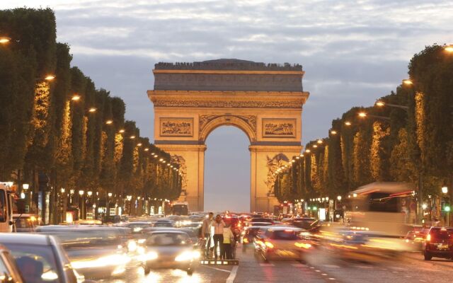 Отель Havre de Paix Paris Asnières вид на фасад