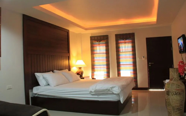 OYO 844 the Leaf Hotel